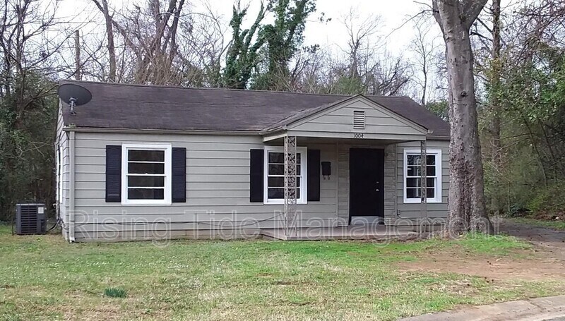 1004 17th Pl SW in Birmingham, AL - Foto de edificio
