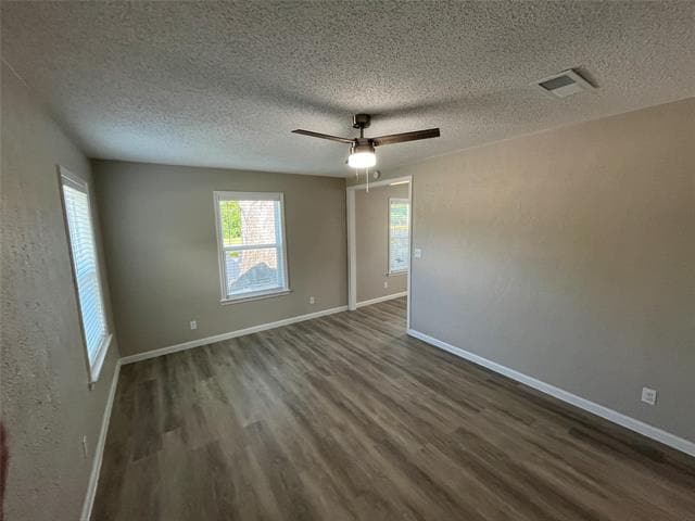7101 Bramlett Dr in Dallas, TX - Building Photo - Building Photo