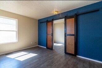 1647 Corte Del Sol in Albuquerque, NM - Building Photo - Building Photo