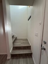 1340 Shaker Pl in Moses Lake, WA - Foto de edificio - Building Photo