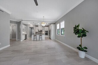 16386 Viansa Wy in Naples, FL - Building Photo - Building Photo