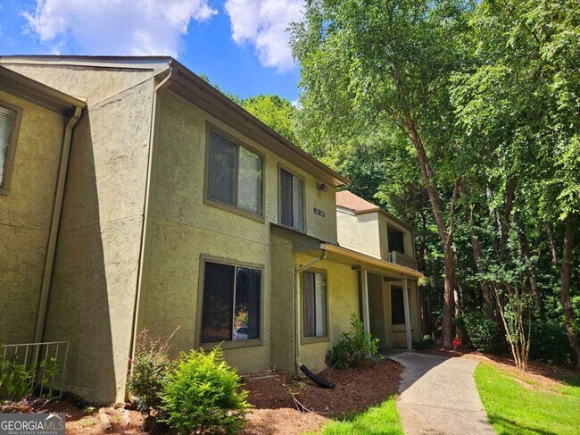 245 Seasons Pkwy in Norcross, GA - Building Photo - Building Photo