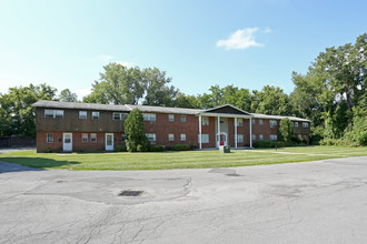 Lawrence Terrace in Syracuse, NY - Foto de edificio - Building Photo