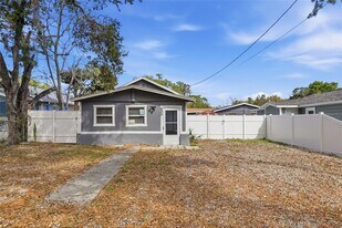920 E Annie St in Tampa, FL - Building Photo