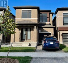 13 Haydrop Rd in Brampton, ON - Building Photo