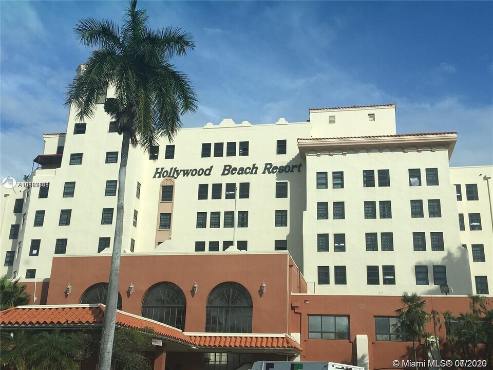 101 N Ocean Dr-Unit -316 in Hollywood, FL - Building Photo