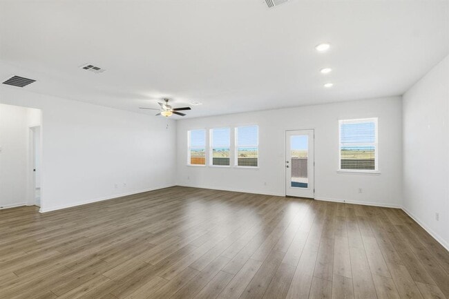 413 Doodle Ln in Hutto, TX - Building Photo - Building Photo