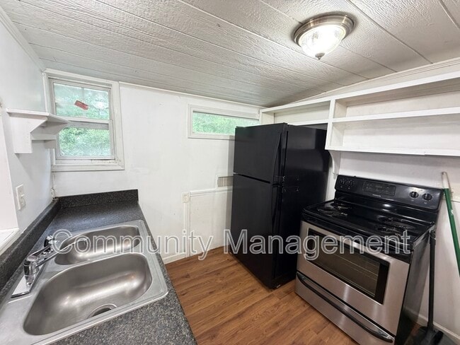 18819 Greenwell Springs Rd in Central, LA - Building Photo - Building Photo