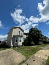350 Jefferson St, Unit 1 in Rochester, PA - Foto de edificio - Building Photo