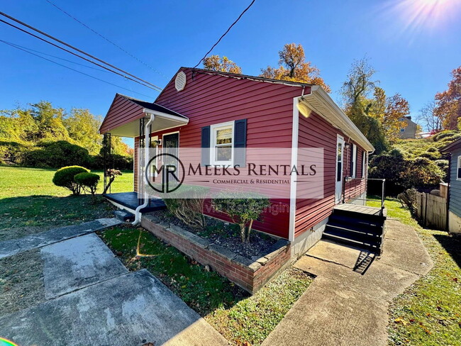 1987 McVeigh Ave in Huntington, WV - Building Photo - Building Photo