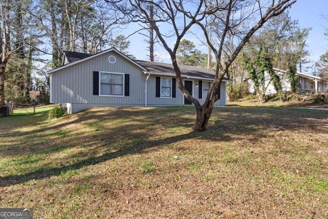 8877 Burnham Way in Jonesboro, GA - Building Photo - Building Photo