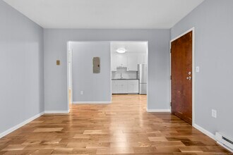 23 Shirley St in Waterbury, CT - Building Photo - Building Photo