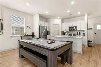 10513 Defender Trl in Austin, TX - Building Photo - Building Photo