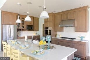 31611 Exeter Way in Lewes, DE - Building Photo