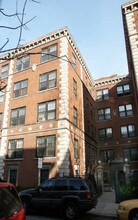 444 W Roslyn Pl in Chicago, IL - Foto de edificio - Building Photo