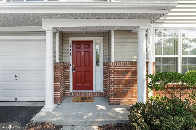 6223 Wild Swan Way in Columbia, MD - Foto de edificio - Building Photo