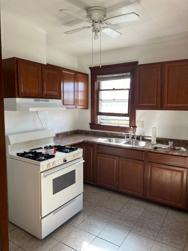 property at 222 S Swan St