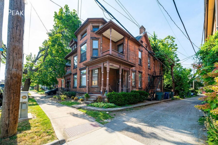 243 W 3rd Ave in Columbus, OH - Building Photo
