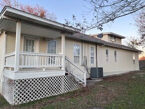 218 E Haven Rd in Waxahachie, TX - Building Photo - Building Photo