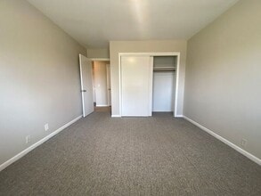 550 A E Bledsoe St in Gallatin, TN - Building Photo - Building Photo