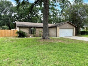 2111 Rycroft Dr in Spring, TX - Building Photo - Building Photo