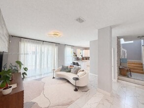 5005 Northern Lights Dr in Greenacres, FL - Building Photo - Building Photo