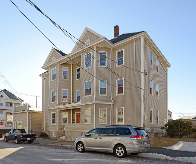 62 Sidney St in New Bedford, MA - Building Photo - Building Photo