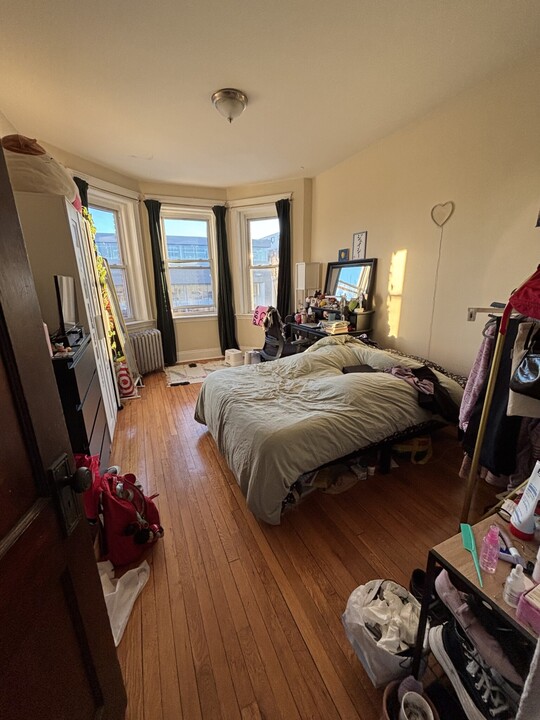 1198 Commonwealth Ave, Unit 101 in Boston, MA - Building Photo