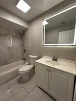 15623 Greenwood Rd, Unit 1S in Dolton, IL - Building Photo