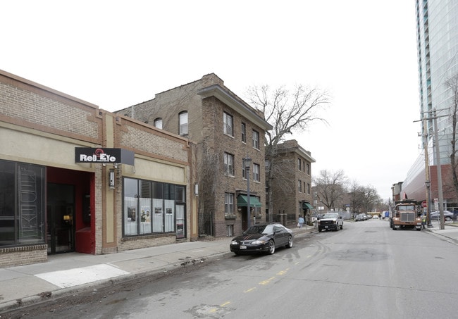 The Kensington in Minneapolis, MN - Foto de edificio - Building Photo
