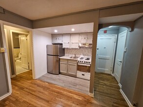 751 Adams Ave in Philadelphia, PA - Building Photo - Building Photo