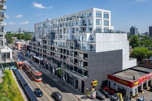 B.streets Condos in Toronto, ON - Building Photo