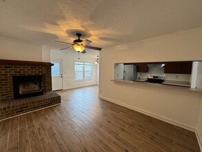 305 Nottaway Ct in Chesapeake, VA - Building Photo - Building Photo