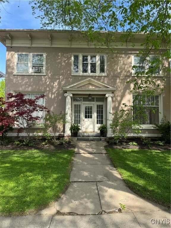 2 E Park Row