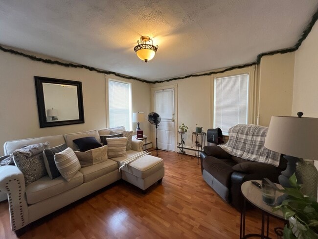 2280 Main St in Northampton, PA - Building Photo - Building Photo