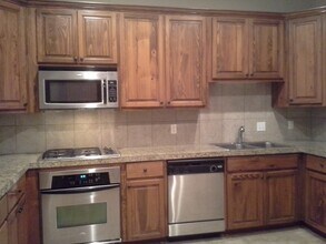 5908 Stumberg Ln in Baton Rouge, LA - Building Photo - Building Photo