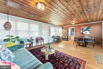 601 Hanson Ave in Fredericksburg, VA - Foto de edificio - Building Photo