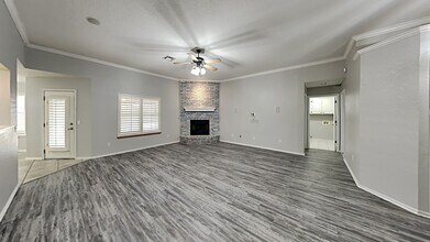 4105 Windward Way in Yukon, OK - Building Photo - Building Photo