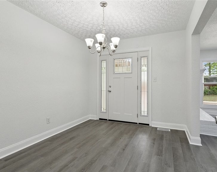22 Green Ct in Newport News, VA - Building Photo