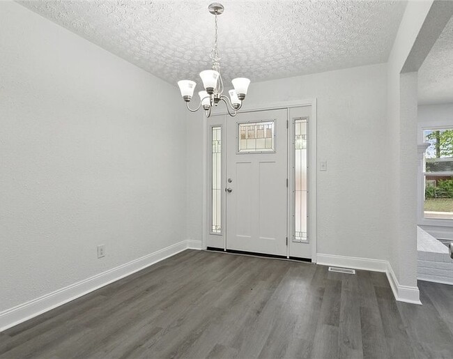 property at 22 Green Ct