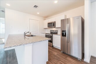 11950 Midas Ln in Willis, TX - Building Photo - Building Photo