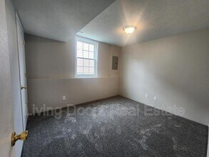 1748 N 27th St in Lincoln, NE - Foto de edificio - Building Photo