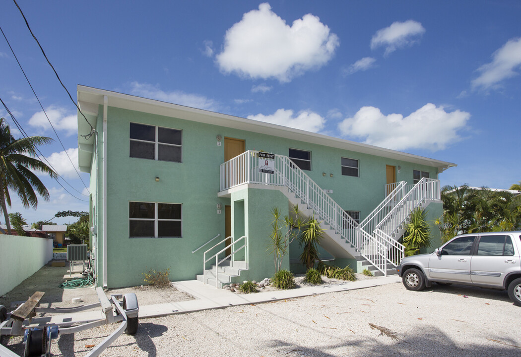 16 Aquamarine Dr in Key West, FL - Building Photo