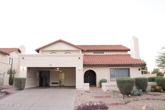 450 E Barbara Dr in Tempe, AZ - Building Photo - Building Photo