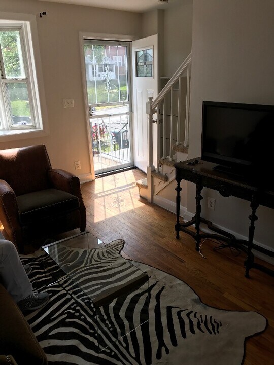 215 Harman Ave Photo