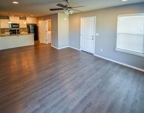 816 Hindman Dr in Prairie Grove, AR - Building Photo - Building Photo