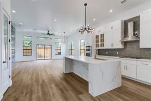 234 N Sampson St in Houston, TX - Building Photo