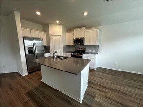 173 River Rise Rd in Kyle, TX - Building Photo - Building Photo