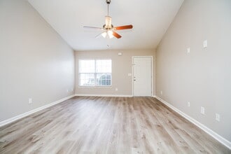 913 Birchmill Point S in Nashville, TN - Building Photo - Building Photo