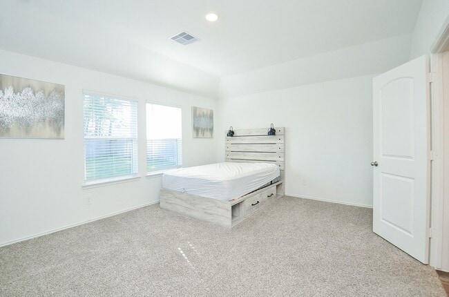 property at 11921 Summer Oak Trl